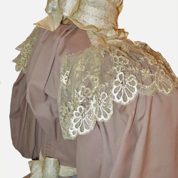 Lovely Lace Lavished Taupe Twill Victorian Museum Dress - Wearable - Picture 4 of 12